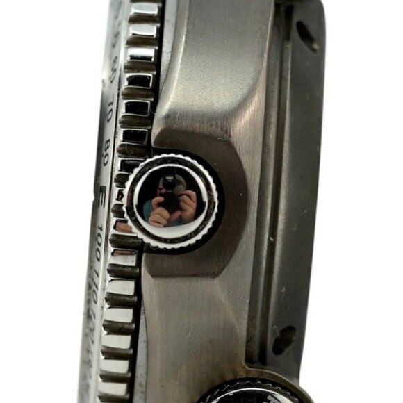 Breitling 43mm Men's Emergency Rare Yellow Dial Titanium Watch- Ref: E56121.1! - Picture 6 of 11